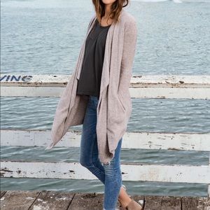 Barefoot dreams cozy chic lite island wrap burgundy